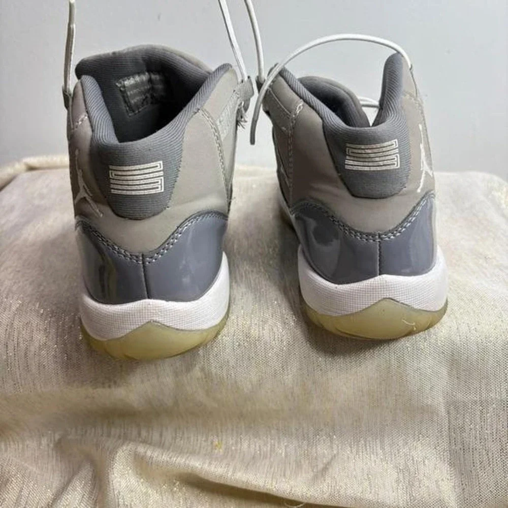 Nike Air Jordan 11 Retro 
